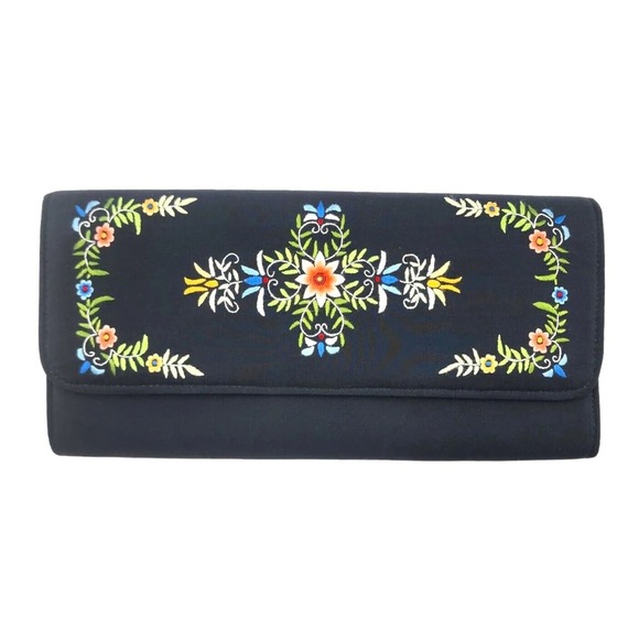 Unbranded Handbags - Vintage Clutch Floral Hand Embroidered Black Silk 1950s Purse Evening Handbag